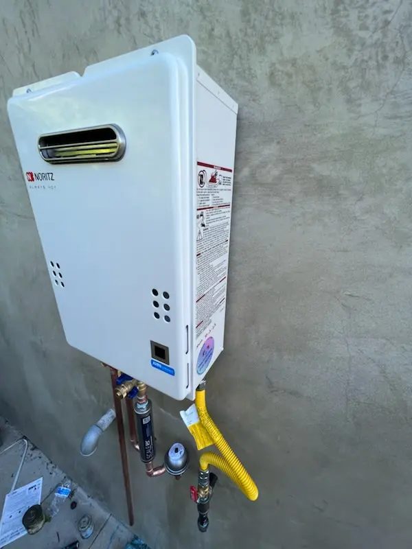 Tankless water heater installation for Pilot Rock homes